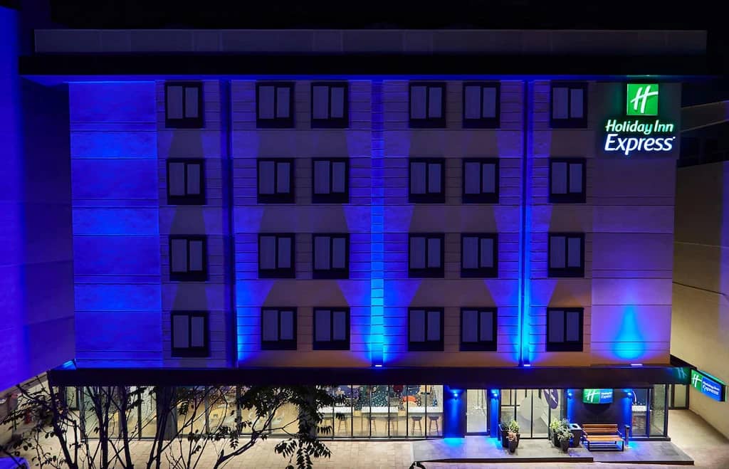Holiday Inn Express Istanbul  Atakoy Metro