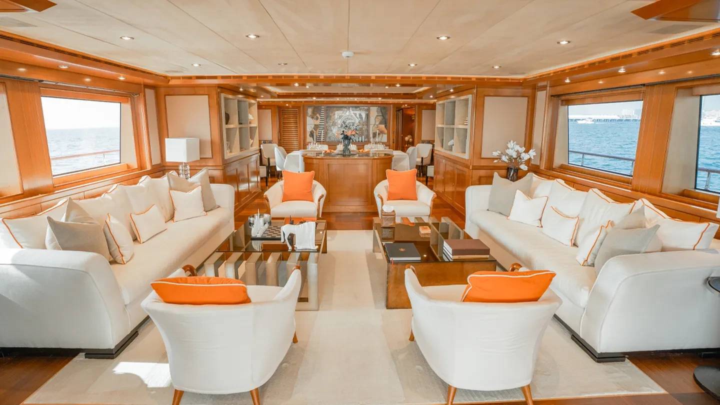 A 2 Behike Yacht Dubai
