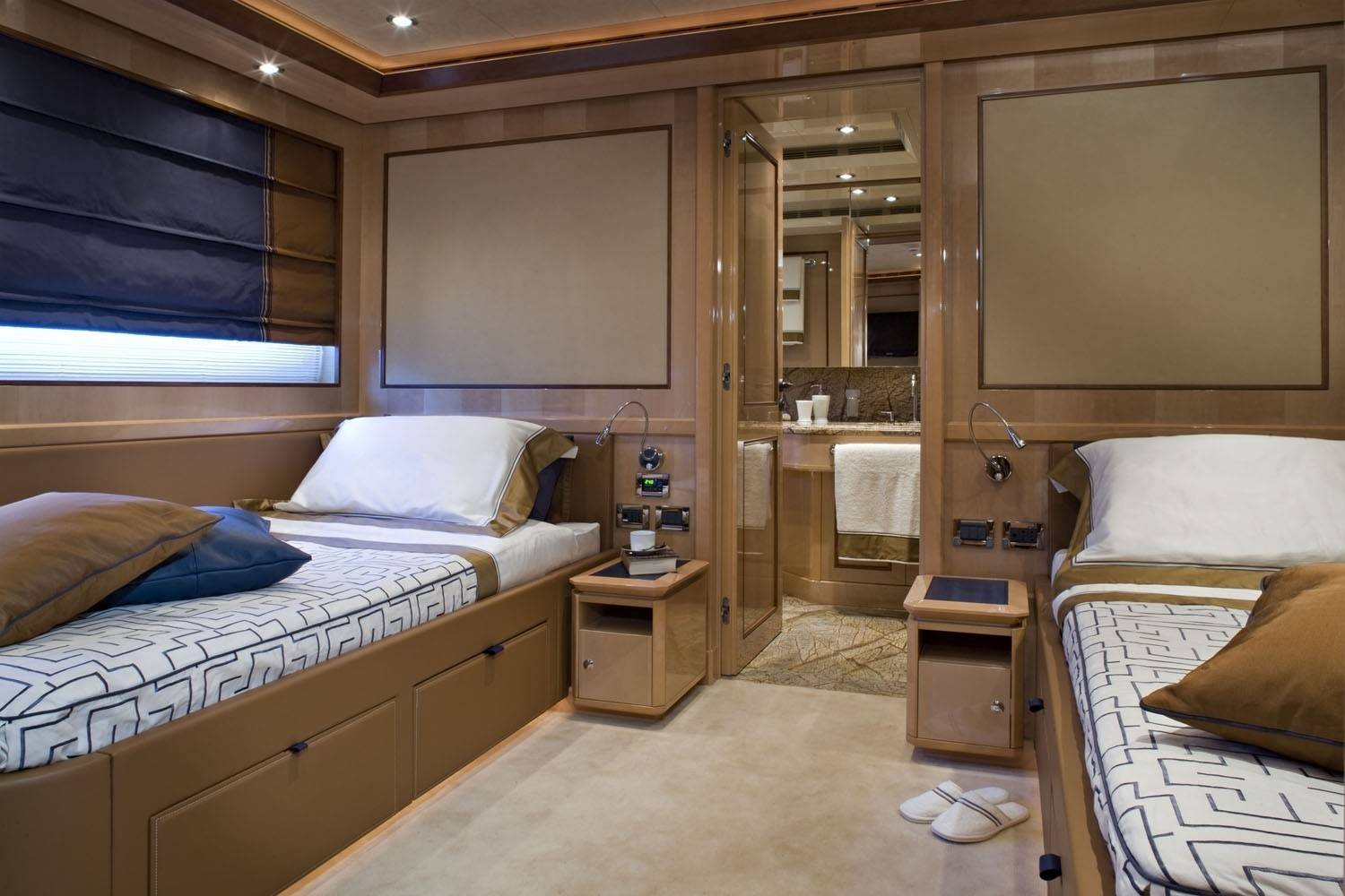 A 2 Behike Yacht Dubai