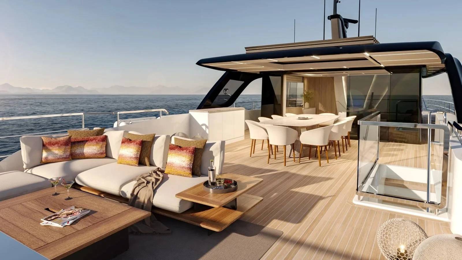 Upper Deck / Sky Deck / Sun Deck