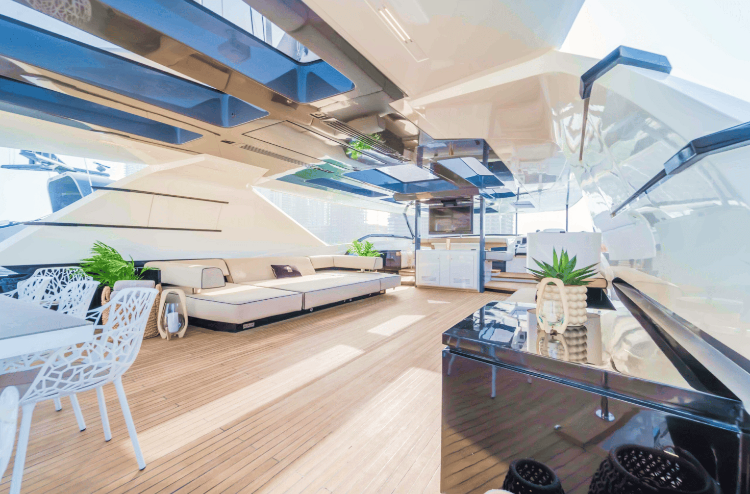 Peri 123ft Safa Yacht Dubai