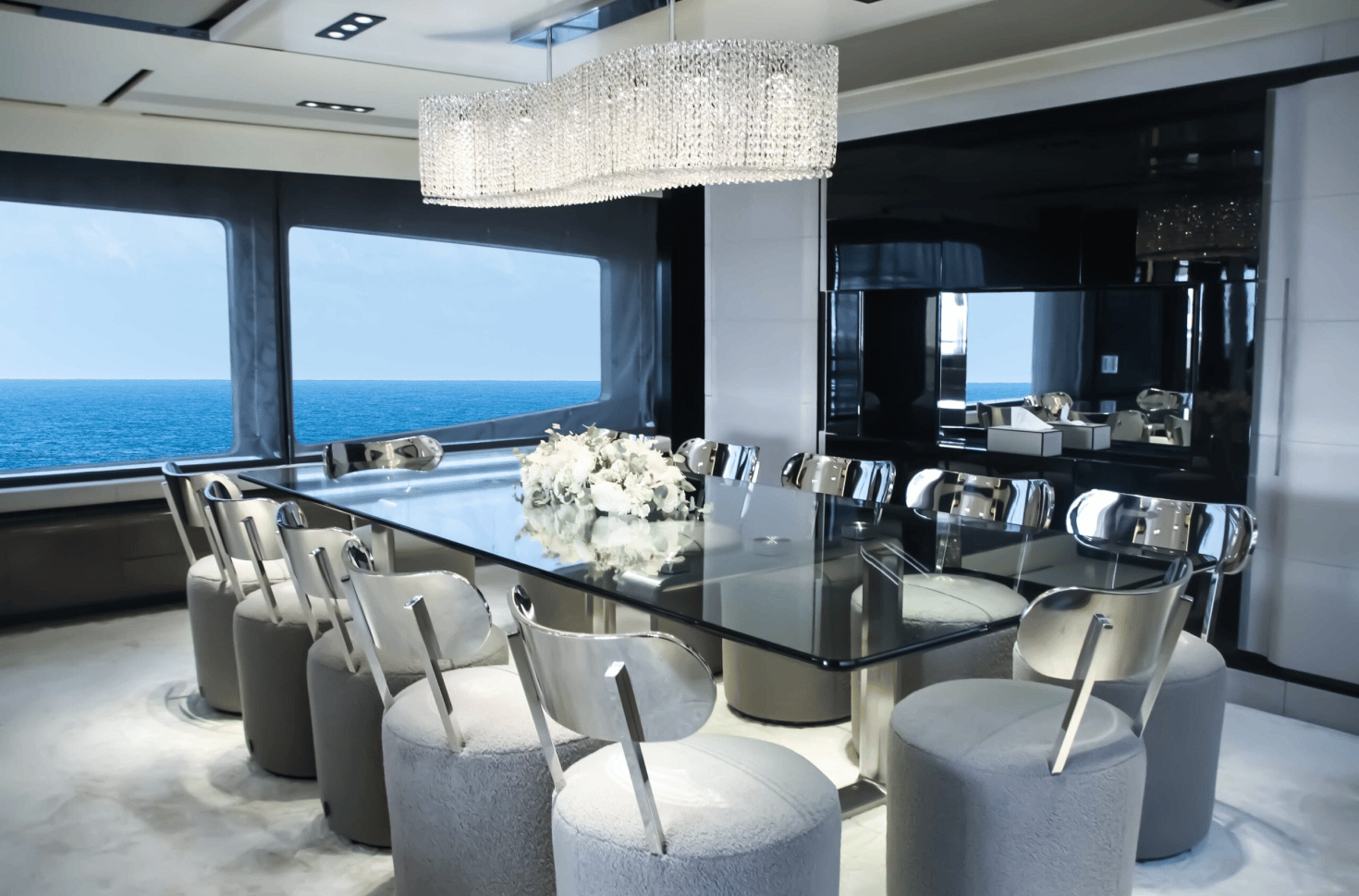 Peri 123ft Safa Yacht Dubai