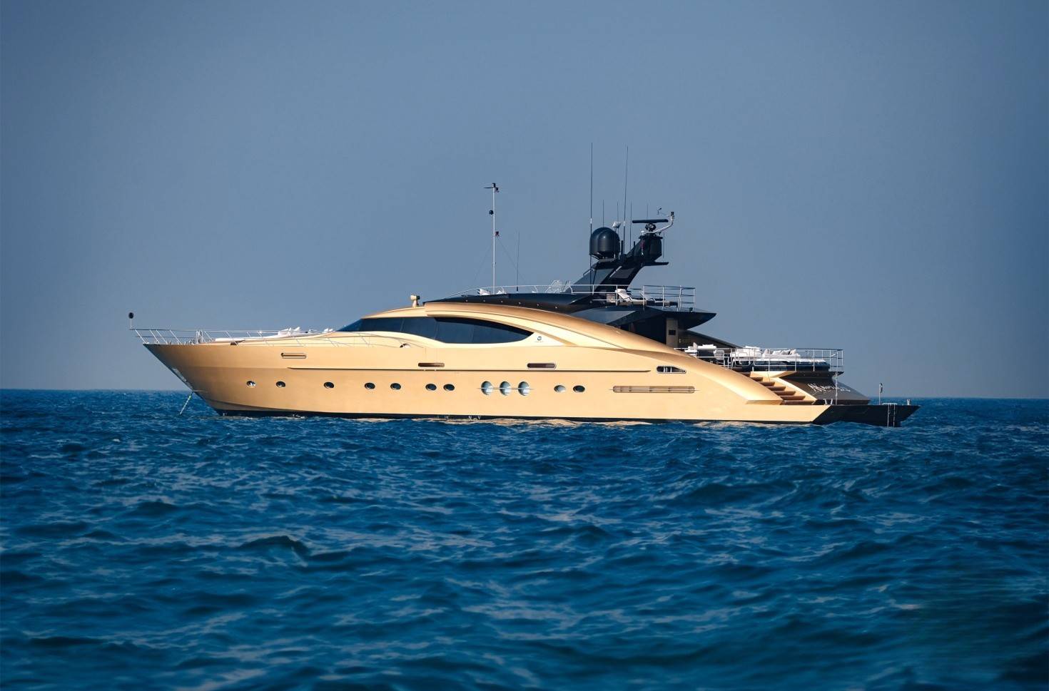 Royalty 136ft  MAYA Yacht  Dubai