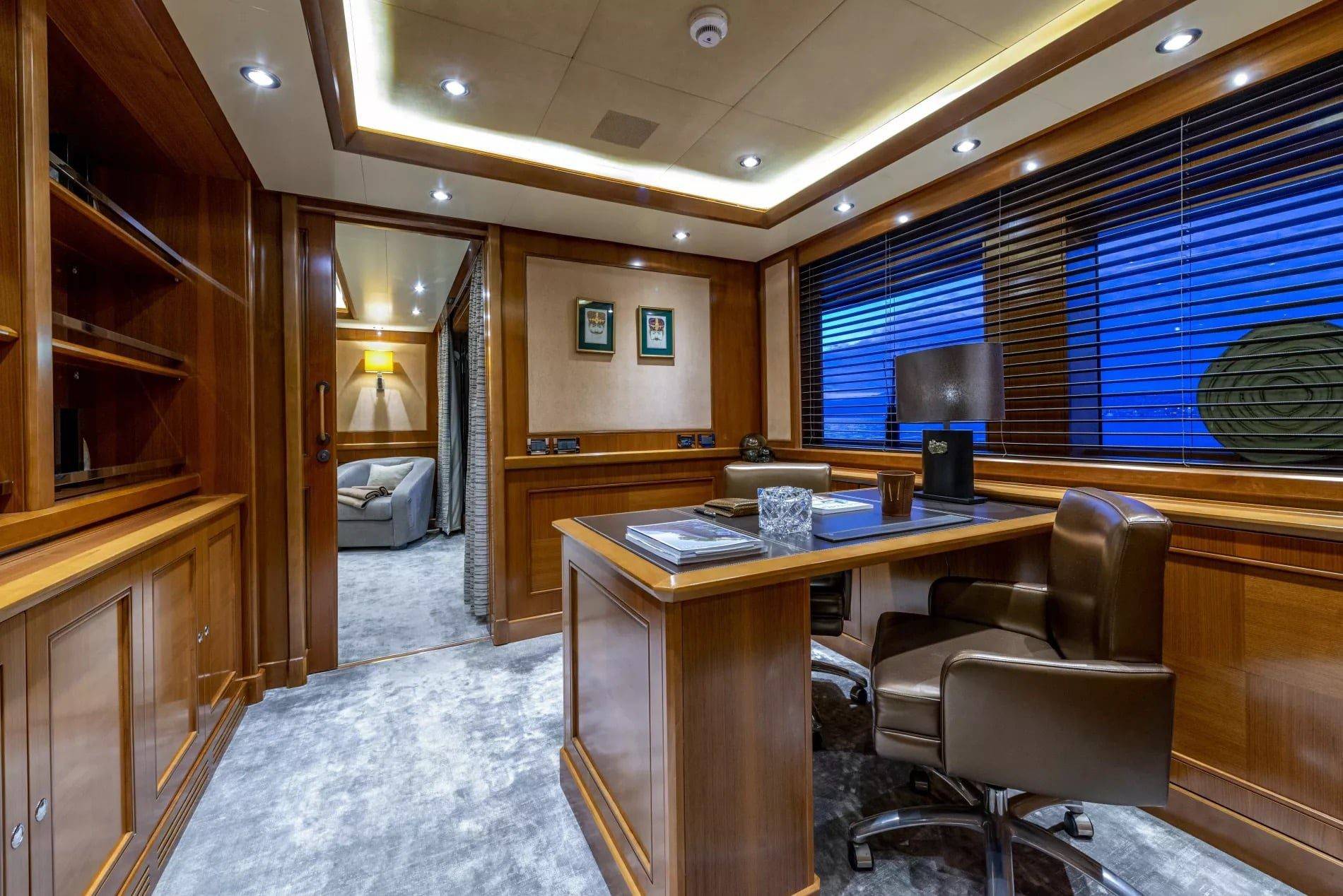 Omina  Rental Yacht  Dubai