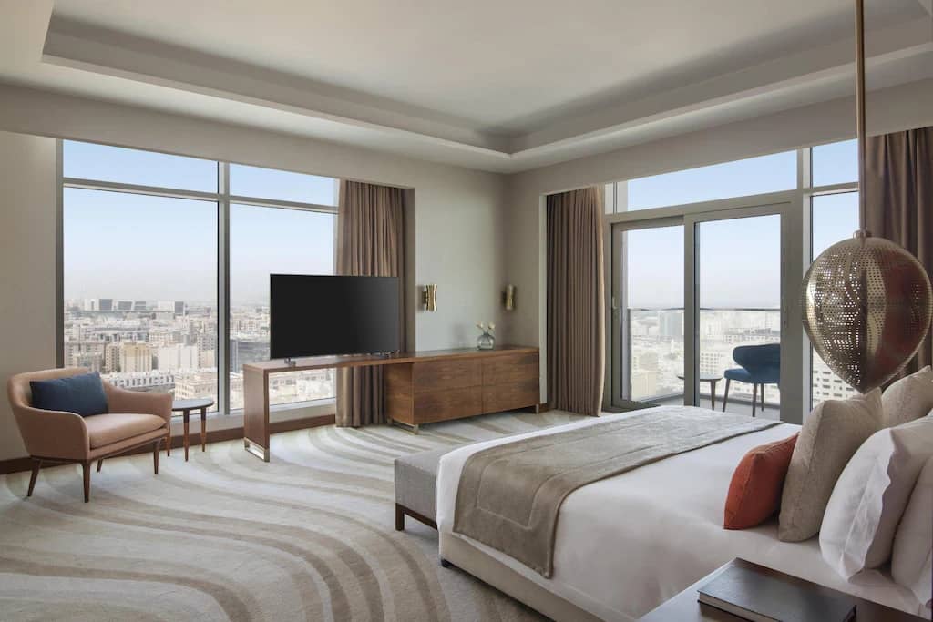 Abesq Doha Hotel And Residences An IHG Hotel