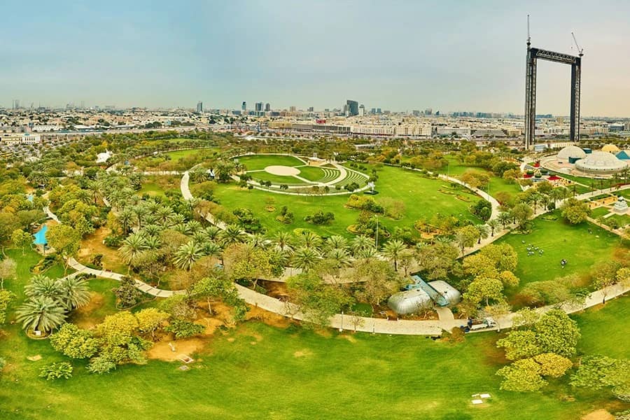 Aerial view of Zabeel Park, Dubai with lush greenery and pathways.