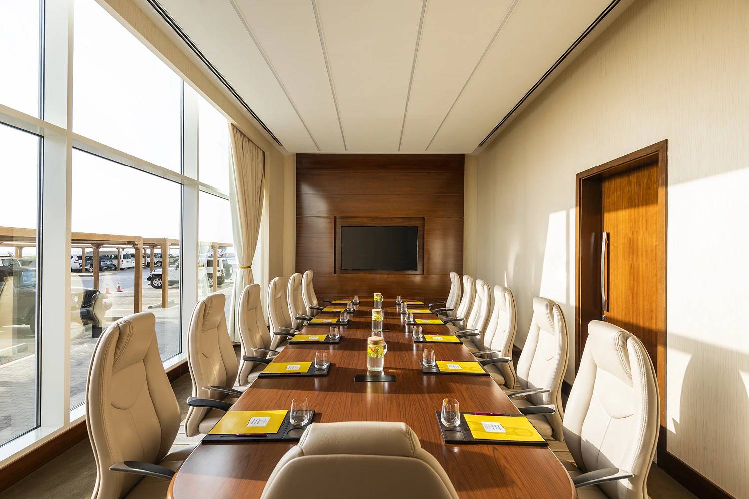 Crowne Plaza Muscat OCEC An IHG Hotel