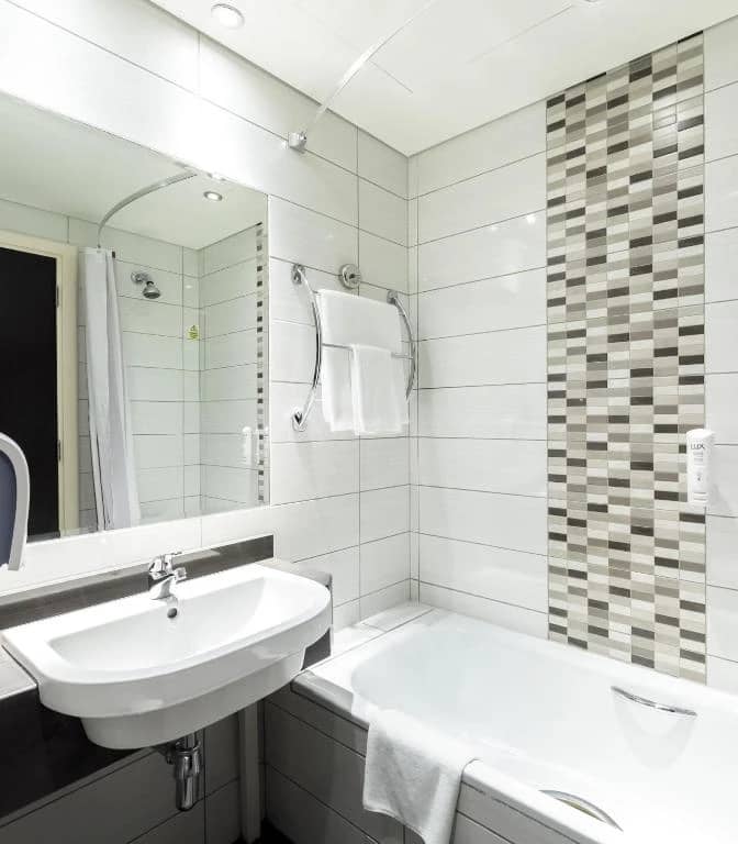 Premier Inn Doha Education City Hotel