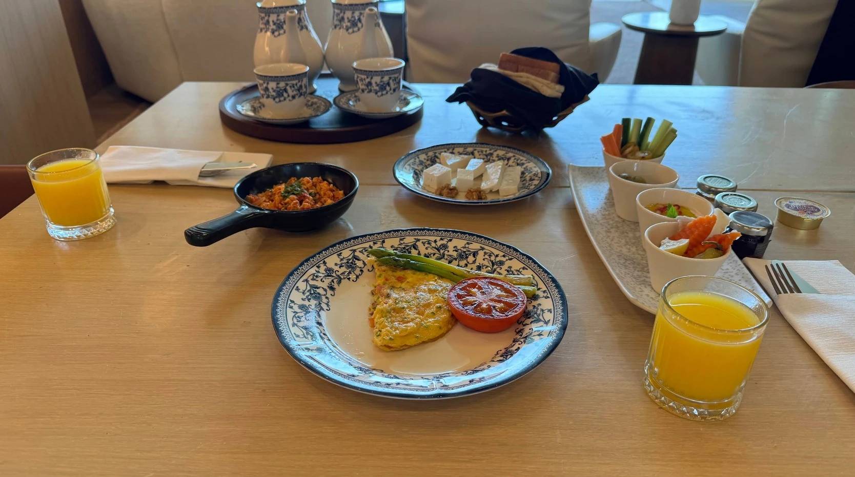 Katara Hills Doha, Lxr Hotels & Resorts