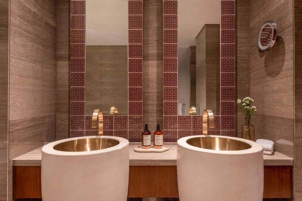 Abesq Doha Hotel And Residences An IHG Hotel