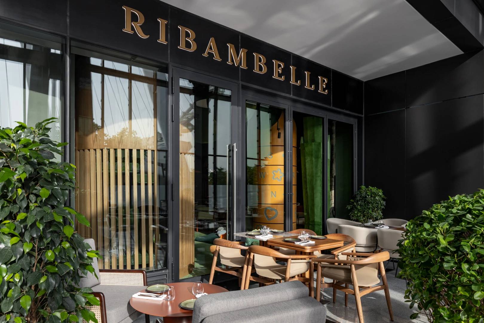 restaurant