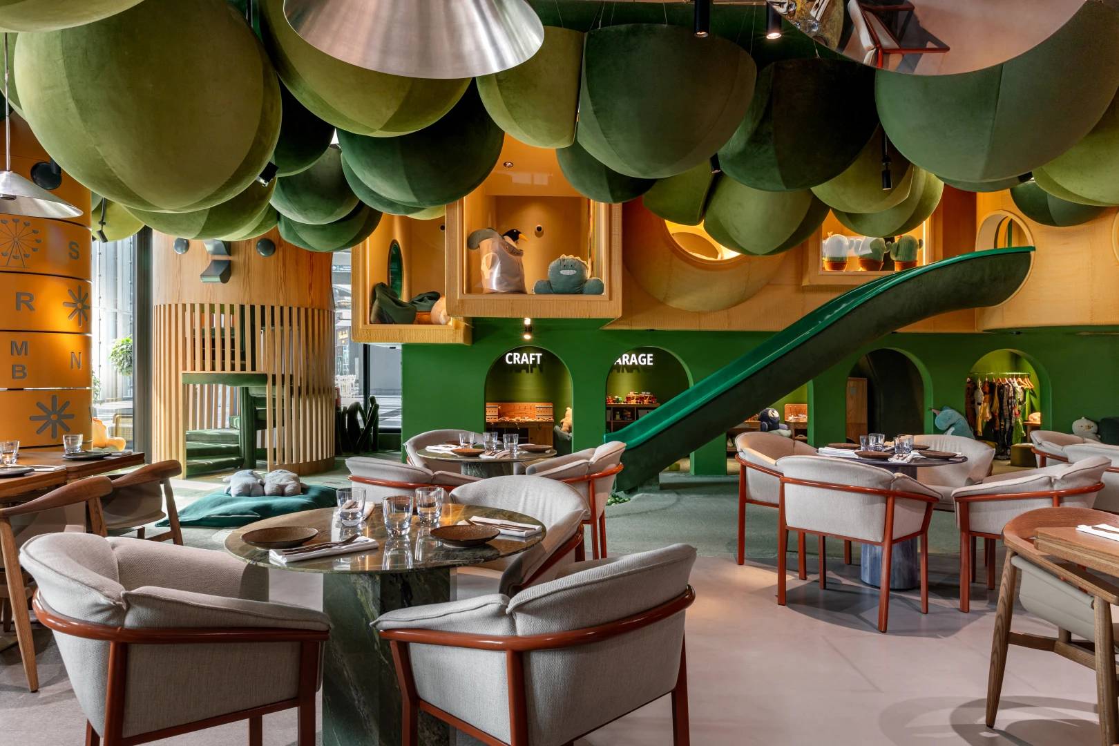 restaurant
