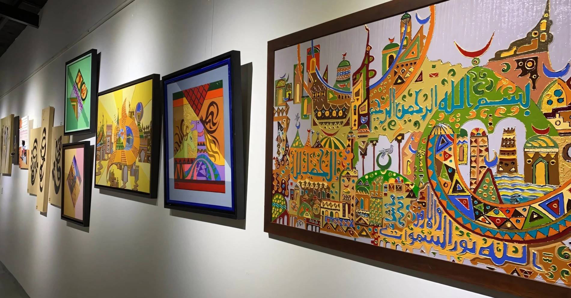 Sculptor Ali Al Takhis Fine Arts Exhibition Dawadmi Saudi Arabia