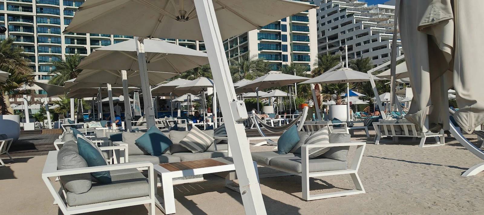 Zing Beach & Pool Bar