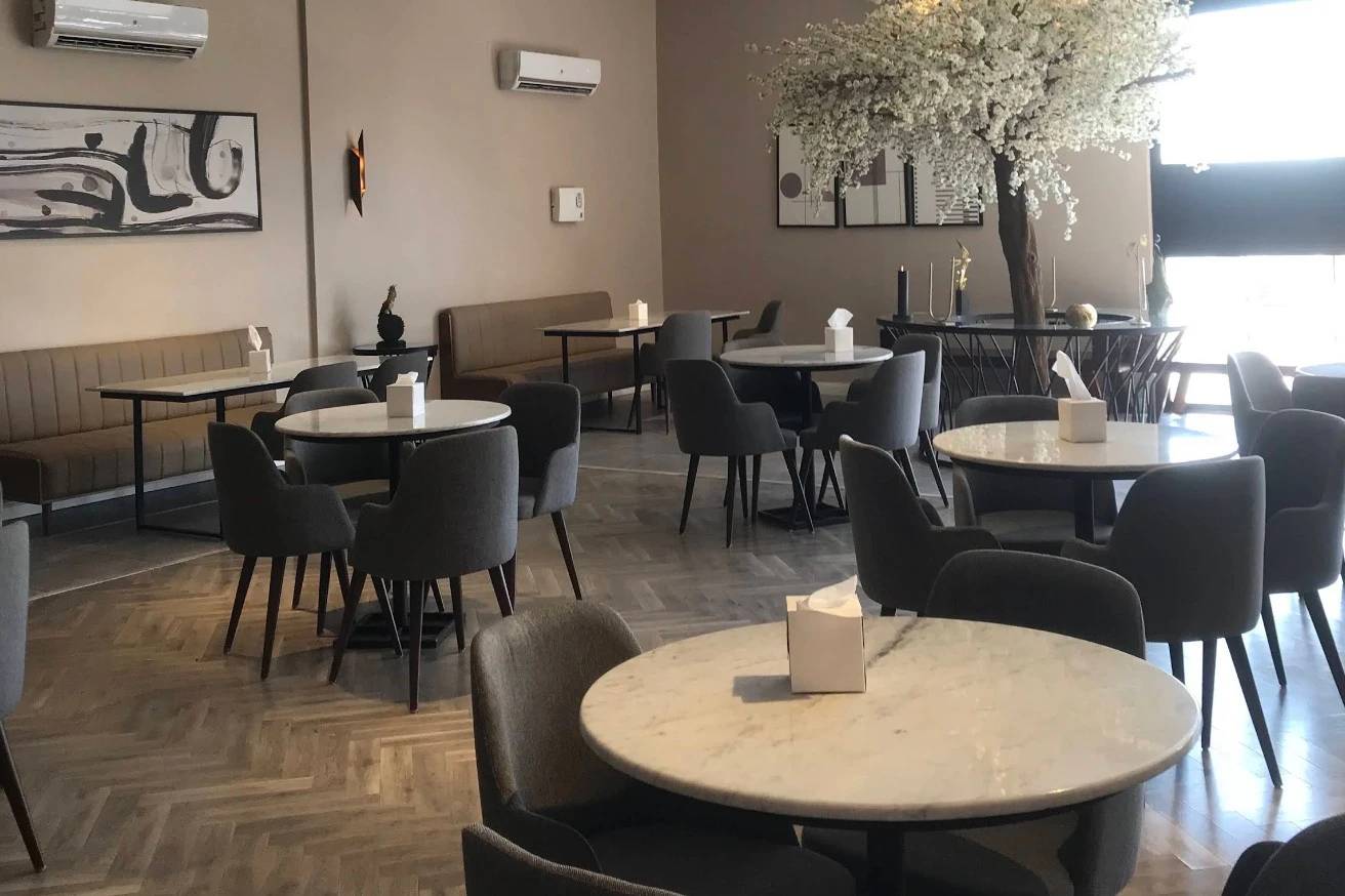 Viola Cafe Hail