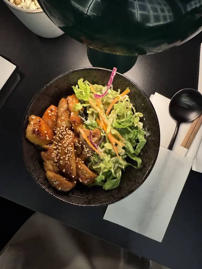 Food & Beverage