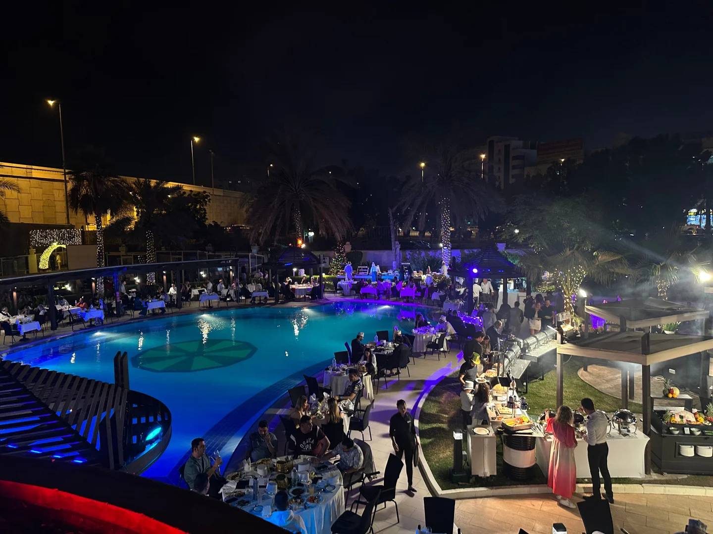 Olivos Lawn & Pool 1