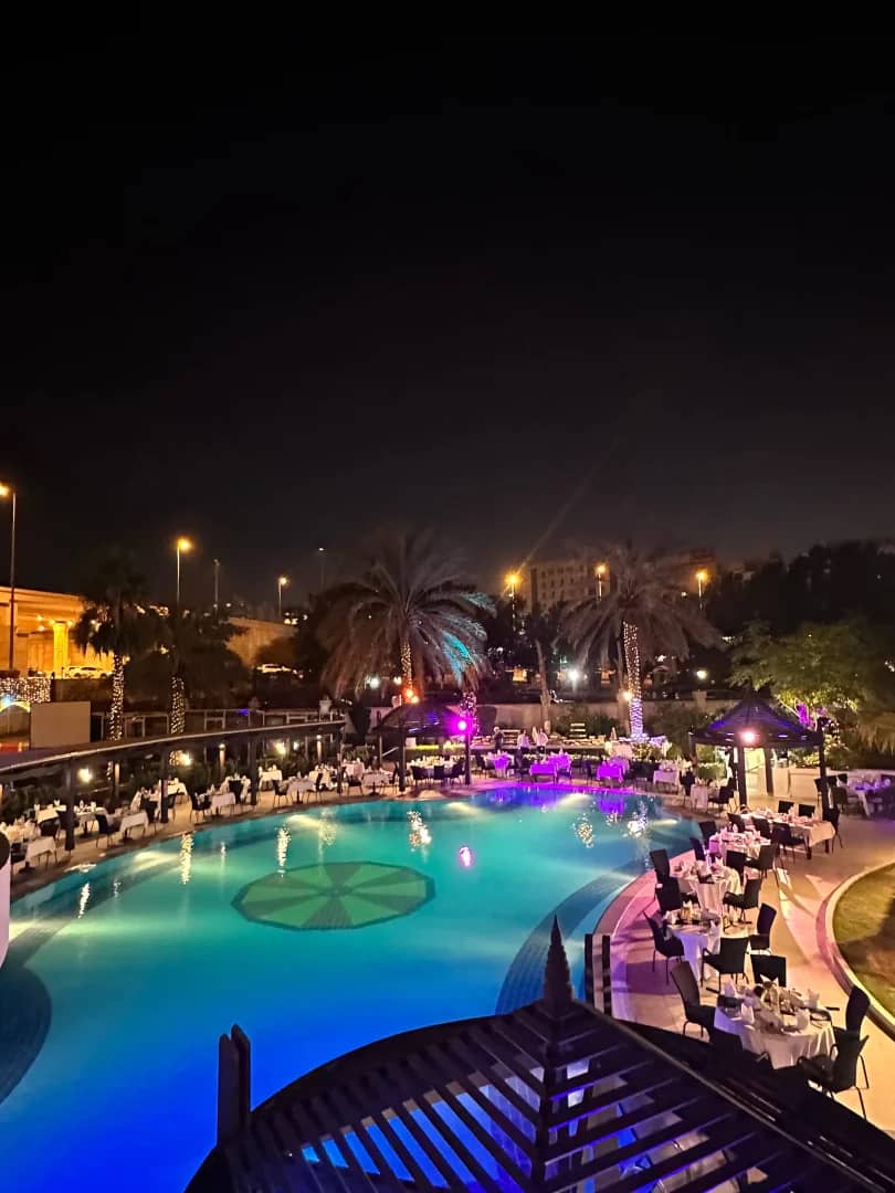 Olivos Lawn & Pool 5