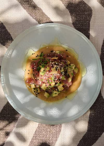 tuna_tartare_flamingo_room_min_67748b7b476f9.jpg
