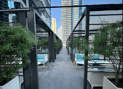 Bar/Club/Lounge