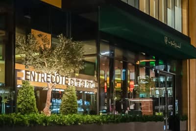 Entrecôte Café de Paris Restaurant Riyadh Al Faisaliah Tower
