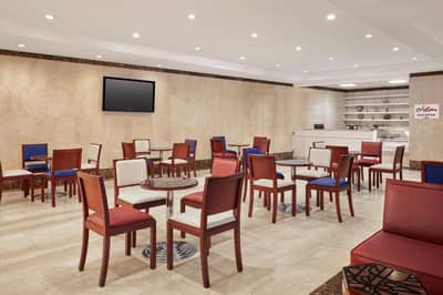 Makarem Al Bait Al Azizia Hotel