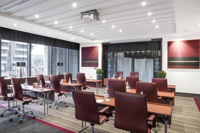 Centro Shaheen by Rotana Hotel