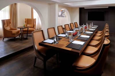 Al Bidda Boardroom 1