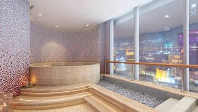 The Bentley Luxury Hotel & Suites West Bay