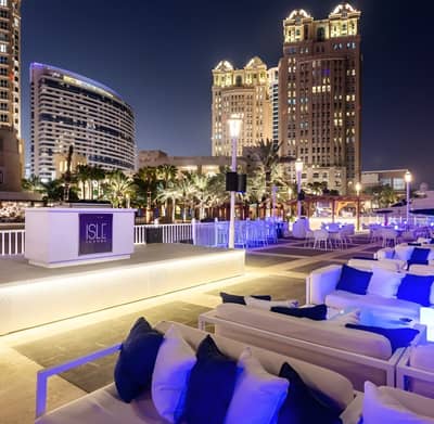 Isle Lounge