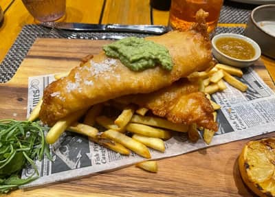 NoHo Bar & Grill