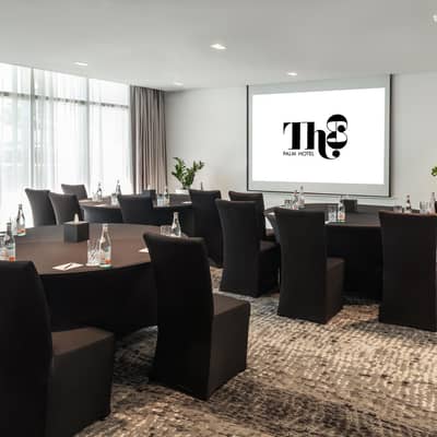 Th8 Palm Dubai Beach Resort, Vignette Collection, an IHG Hotel