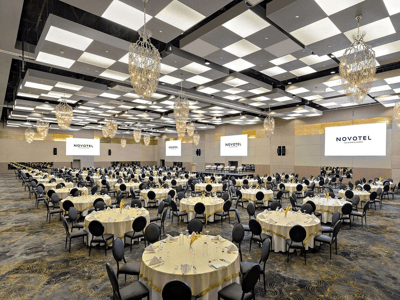 Ballroom 02