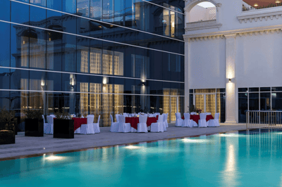 Pool Radisson Blu