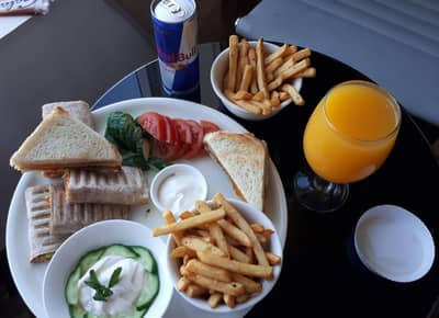 Food & Drinks