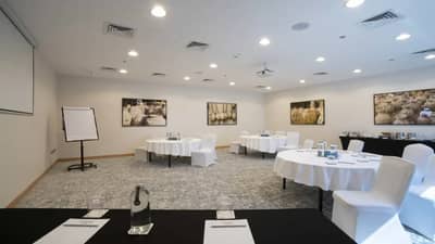 Adam Meeting Room