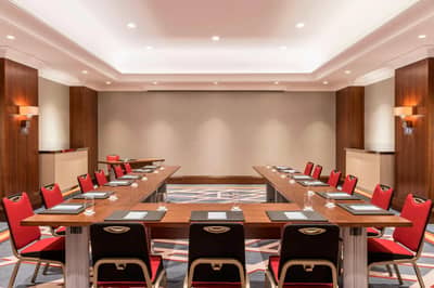 Al Buraimi Meeting Room
