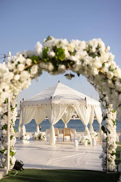 Th8 Palm Dubai Beach Resort, Vignette Collection, an IHG Hotel