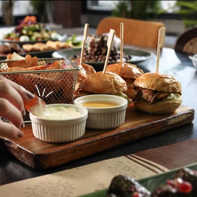 Food & Drinks