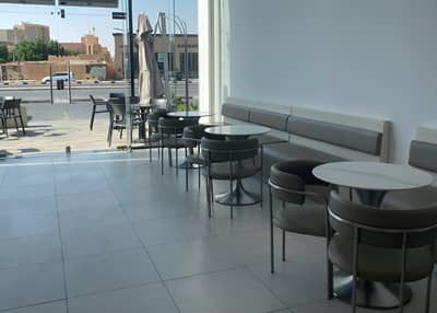 M DEE Cafe Ar Rass