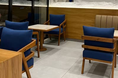 Fira Cafe Hail