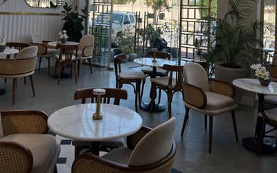 Cafe