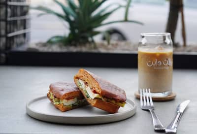 Flat White Specialty Coffee  The Pearl Qatar