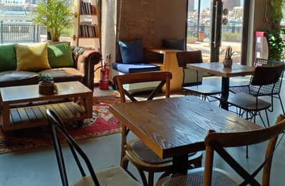 Cafe