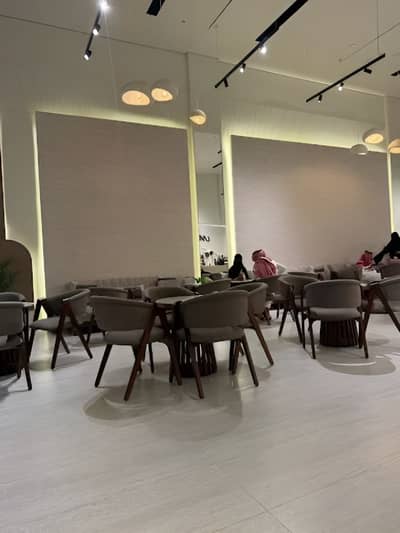 Lavesh Cafe