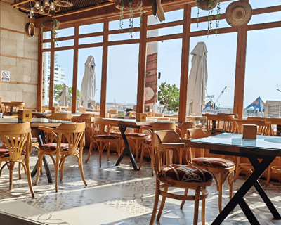 Cafe