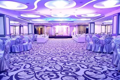 New Seasons Hall