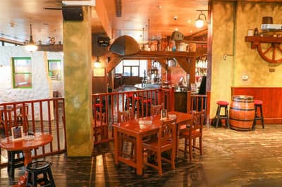 Fiddlers Green Irish Pub Manama