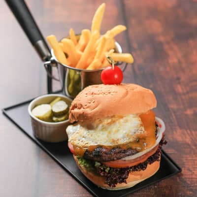 Food & Drinks