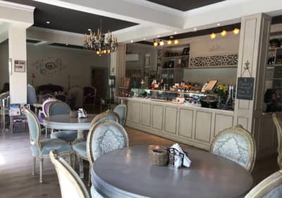 Cafe Chantilly & Patisserie